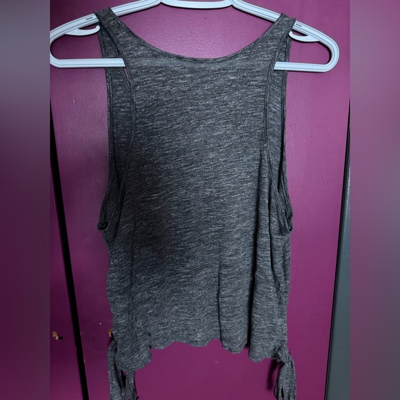 Aeropostale Charcoal Cropped Tank Top with Neon Pink Lettering - Picture 2 of 3